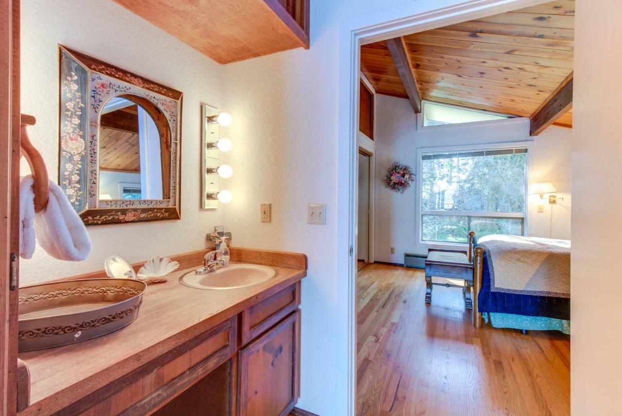Lopez Island Hunter Bay Waterfront Home Экстерьер фото